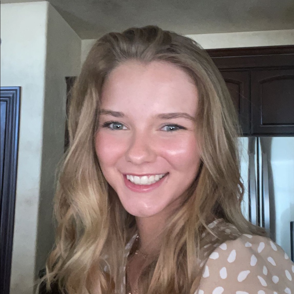 Meet your Posher, Abby